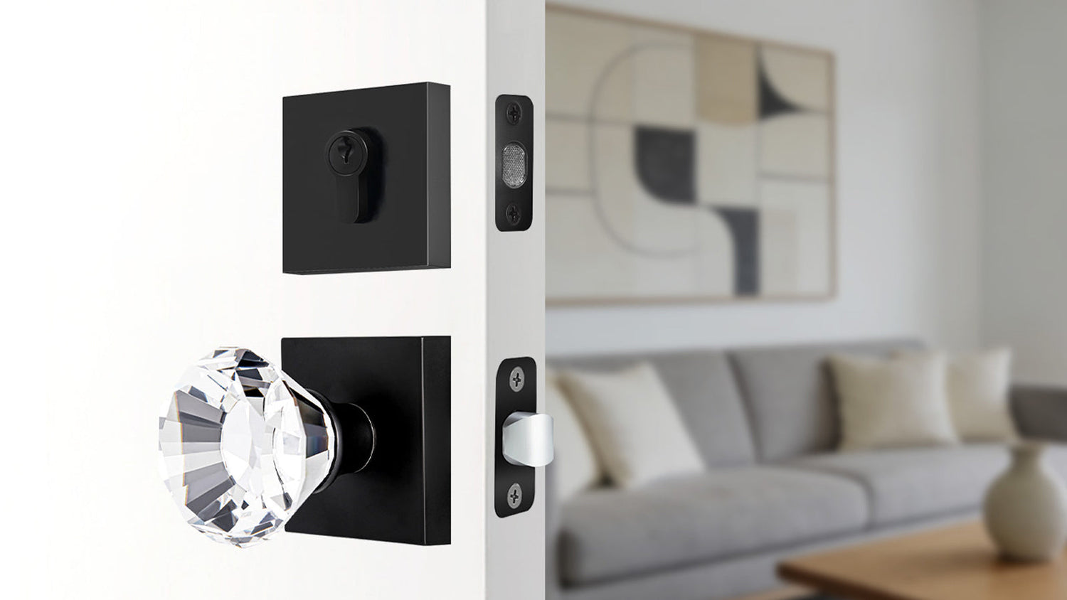 Crystal vs Glass Door Knobs: What’s the Difference?